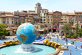 芬蘭玻璃屋，躺著也能欣賞極光！